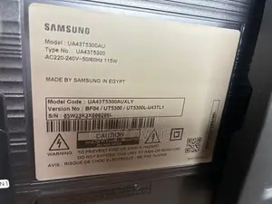 Samsung 43 Crystal UHD Smart TV and Stand (UA43T5300)