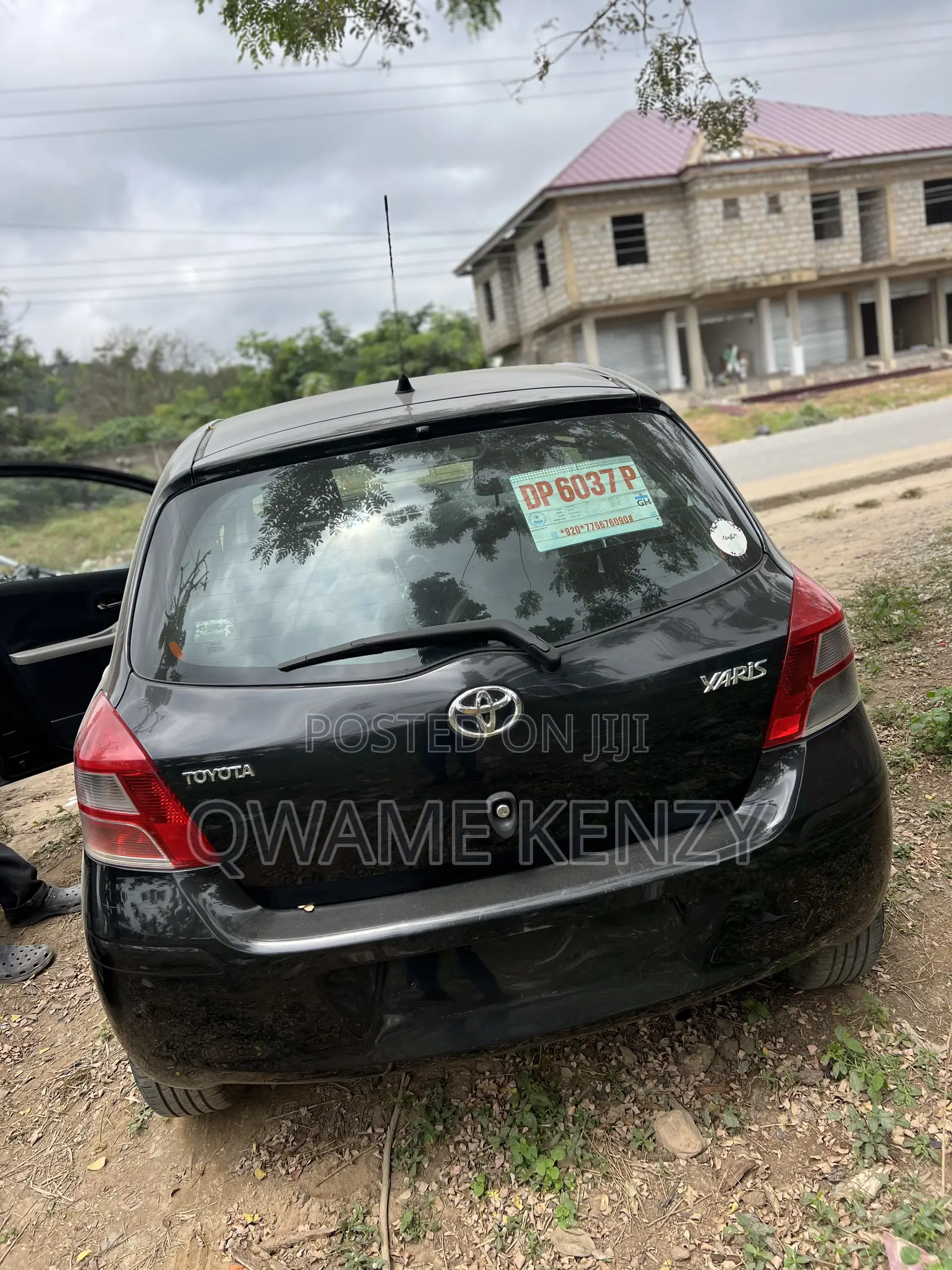 Toyota Yaris 2010 Black