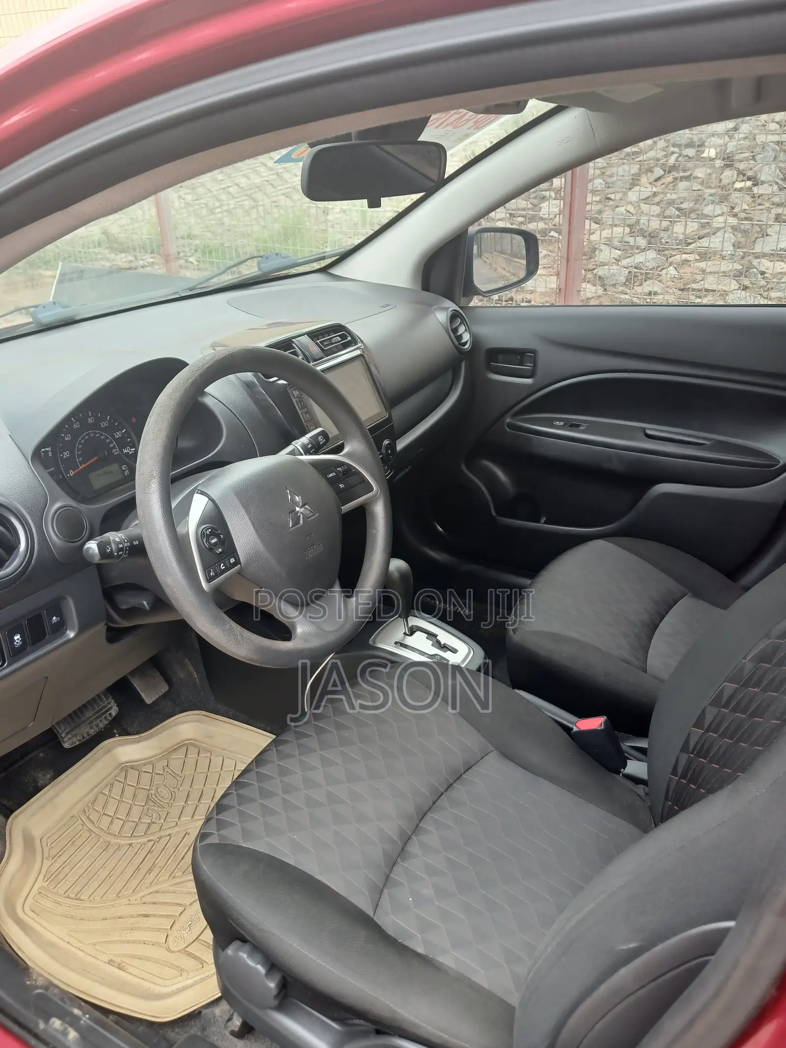 Mitsubishi Mirage SE 2021 Red