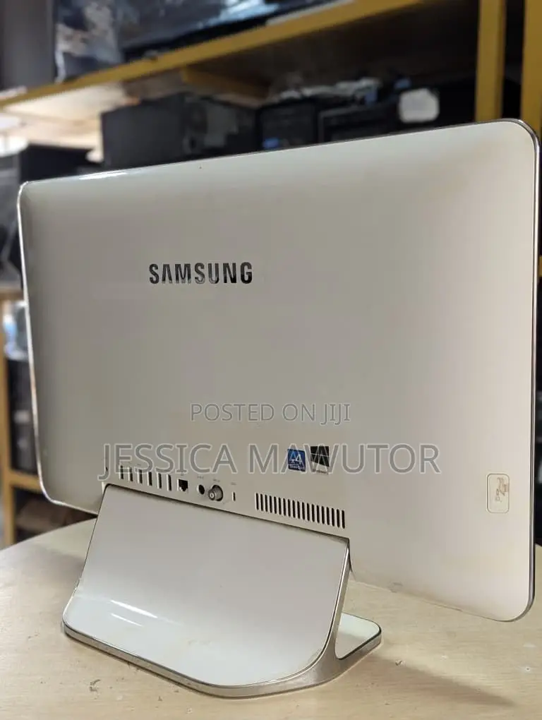 Desktop Computer Samsung 8GB HDD 500GB