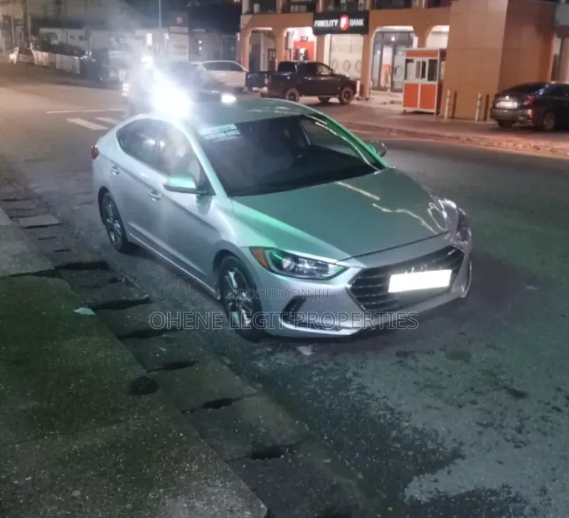 Hyundai Elantra 2017 Gray