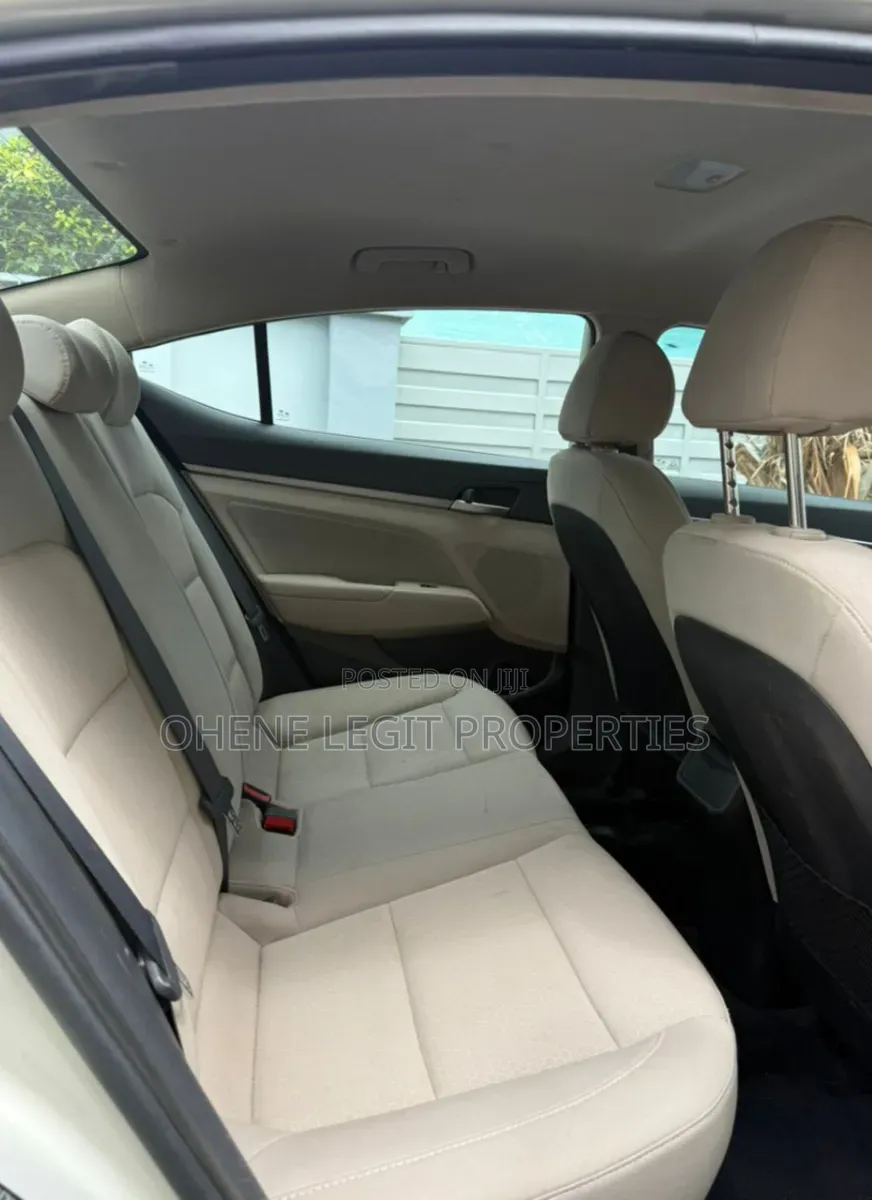 Hyundai Elantra 2017 Gray