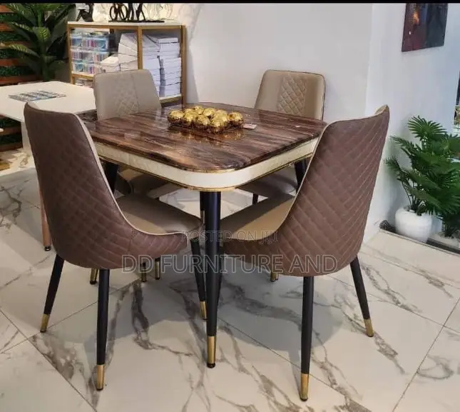 4 Seater Marble Dining Table