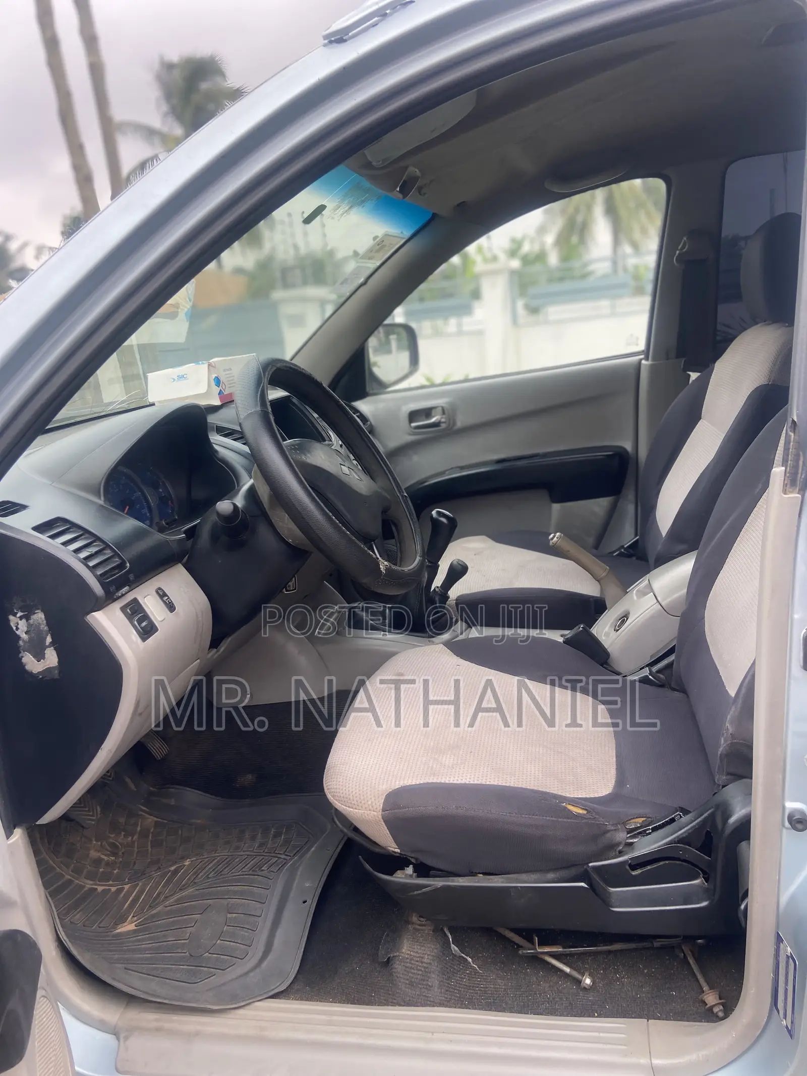 Mitsubishi L200 2009 Blue