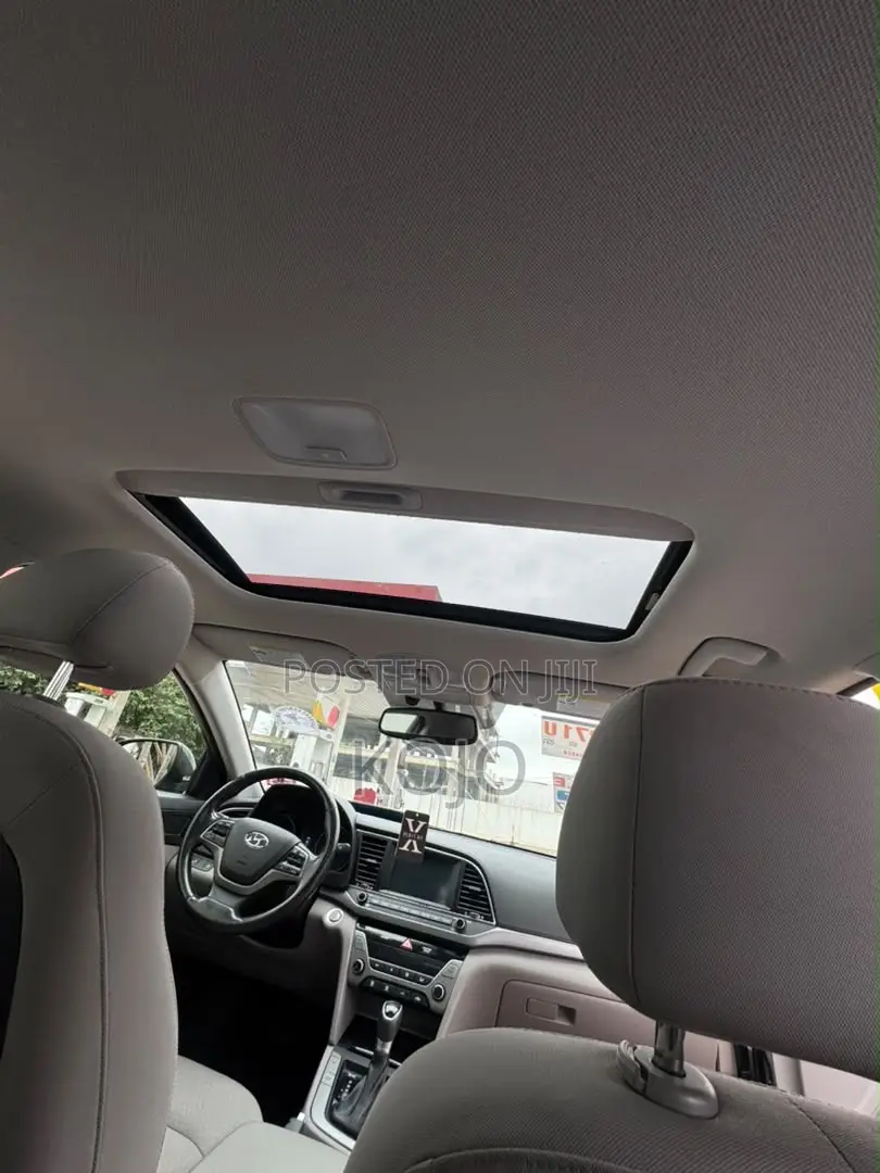 Hyundai Elantra SE 2018 Gray