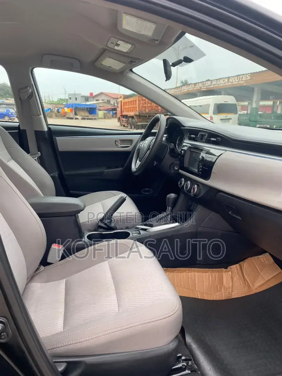 Toyota Corolla 2016 Black