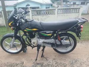 Bajaj Boxer 125 2025 Black