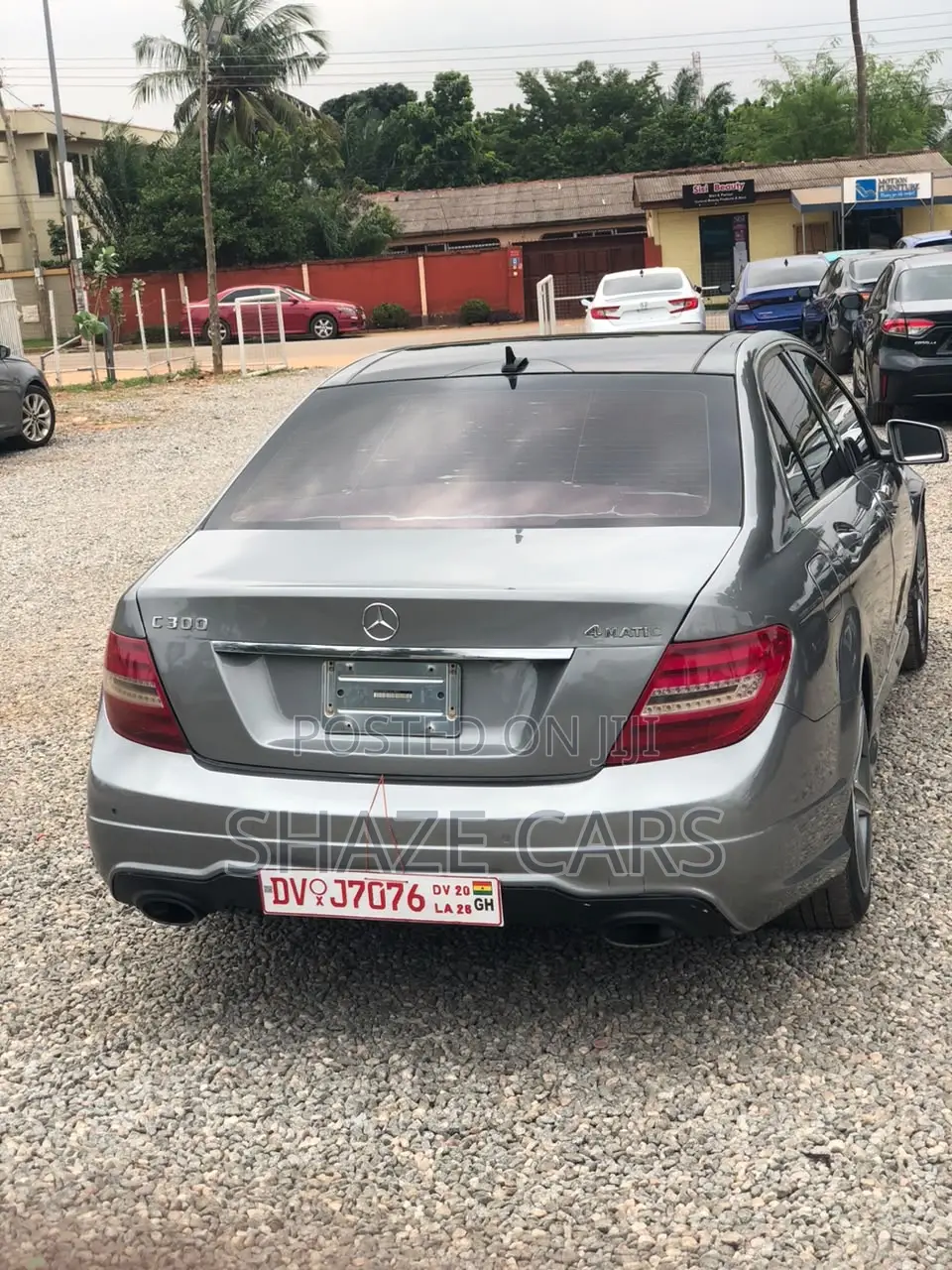 Mercedes-Benz C250 2012 Gray