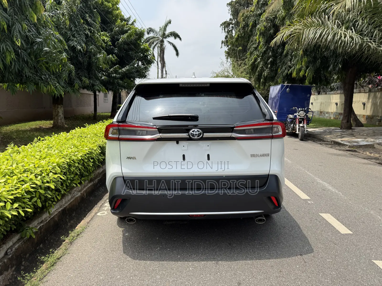 Toyota RAV4 Limited FWD 2024 White
