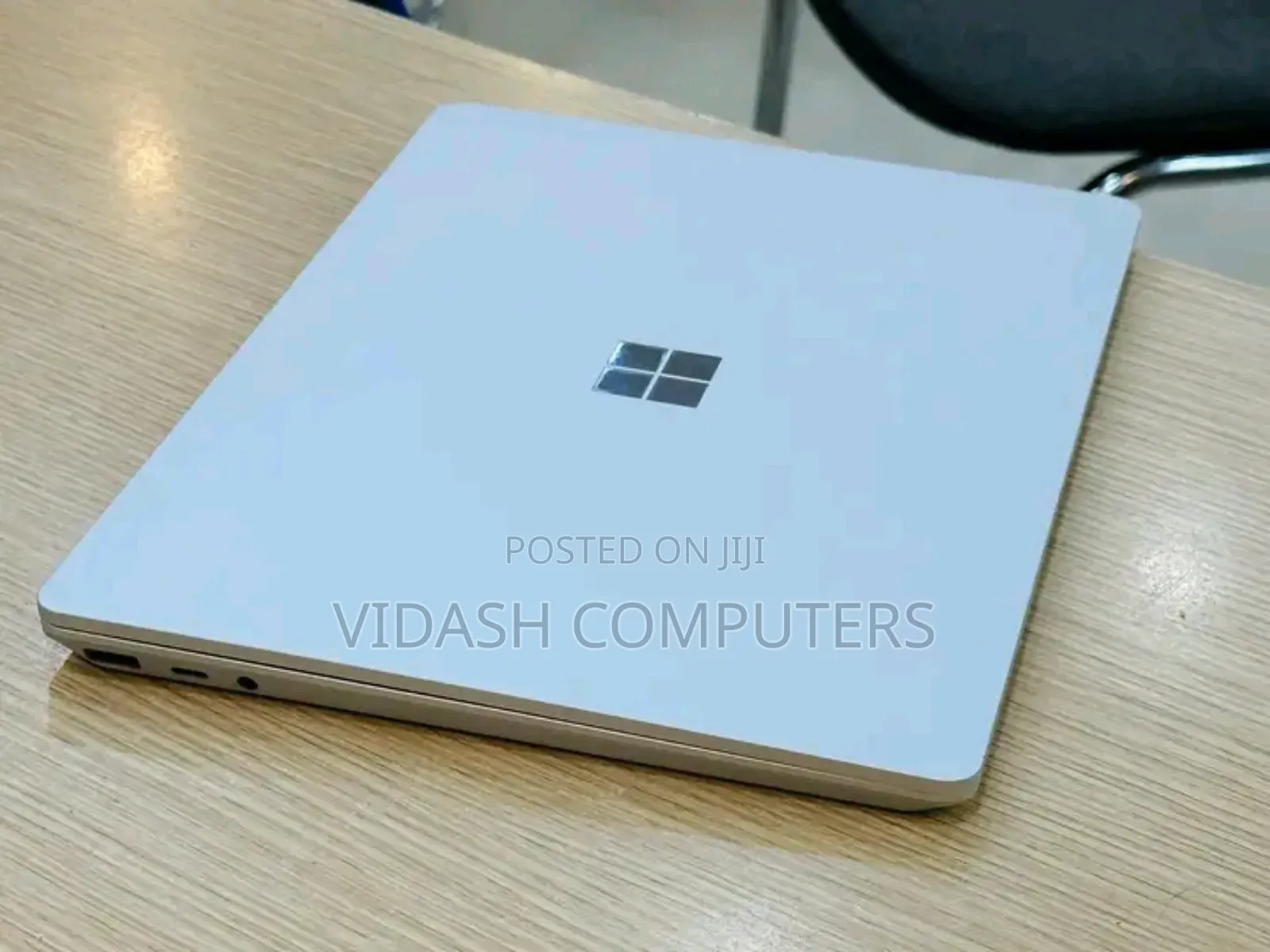 New Laptop Microsoft Surface Laptop Go 2 16GB Intel Core i5 SSD 512GB