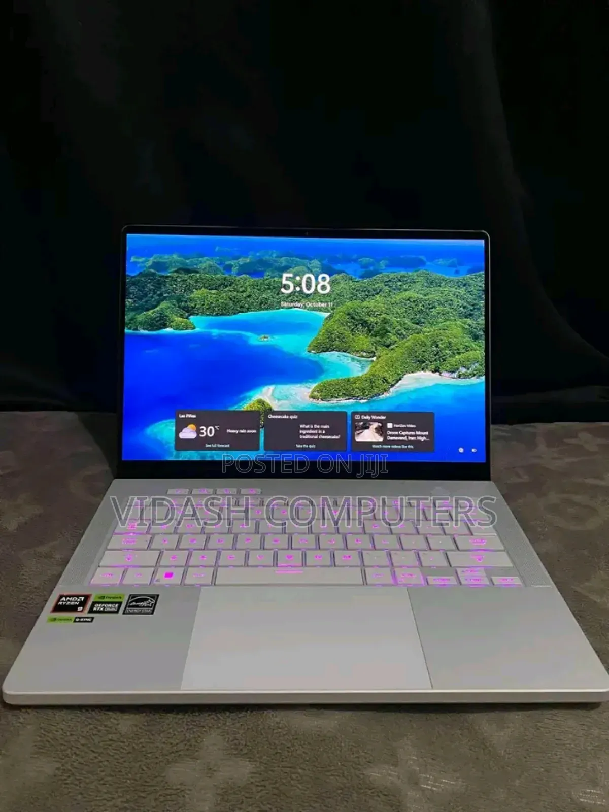 New Laptop Asus ROG Zephyrus G16 32GB AMD Ryzen 9 SSD 1T