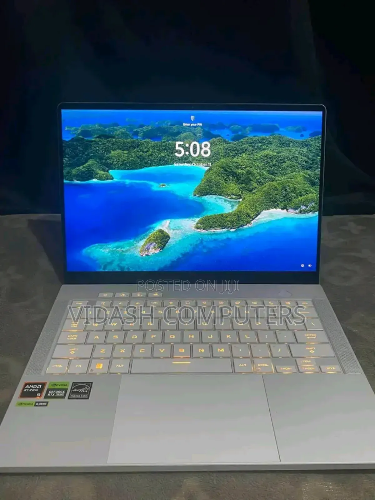 New Laptop Asus ROG Zephyrus G16 32GB AMD Ryzen 9 SSD 1T