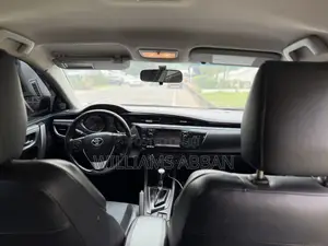 Toyota Corolla S 4dr Sedan (1.8L 4cyl CVT) 2016 Gray