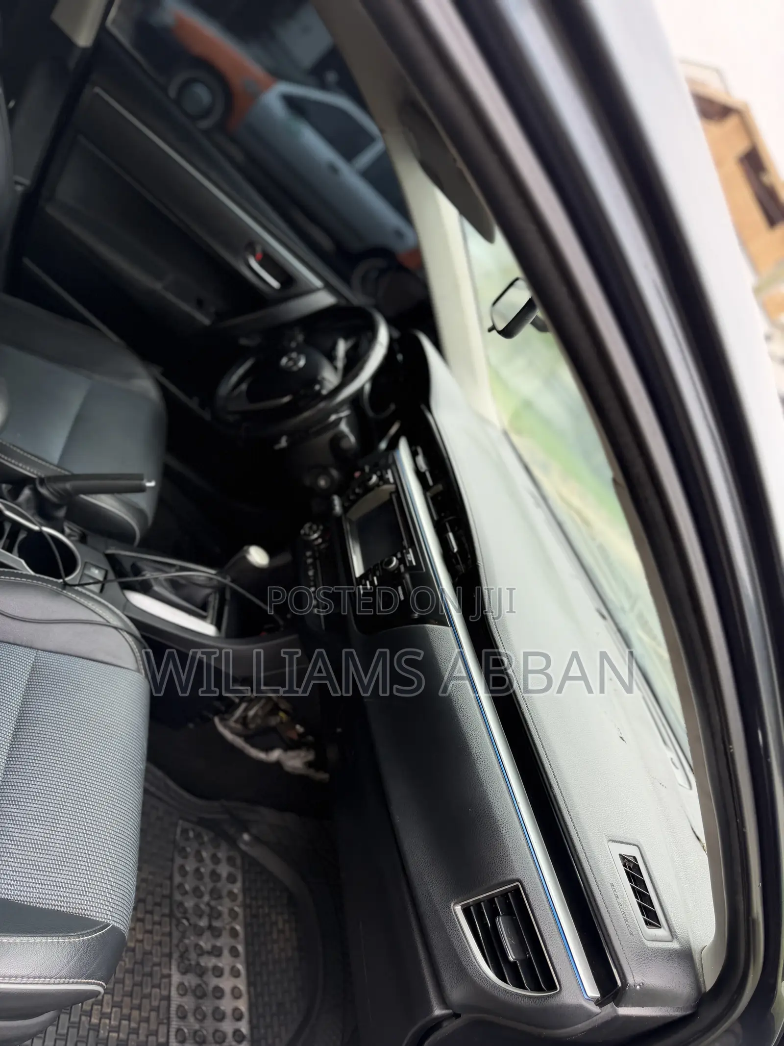 Toyota Corolla S 4dr Sedan (1.8L 4cyl CVT) 2016 Gray