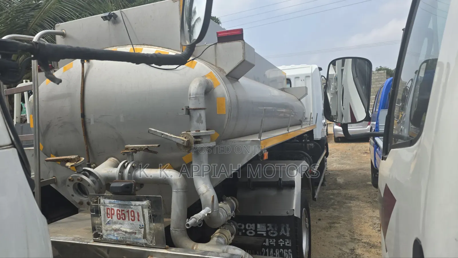 Hyundia 5Ton Truck Water Tanka 2014 White
