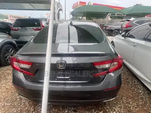 Honda Accord 2018 White