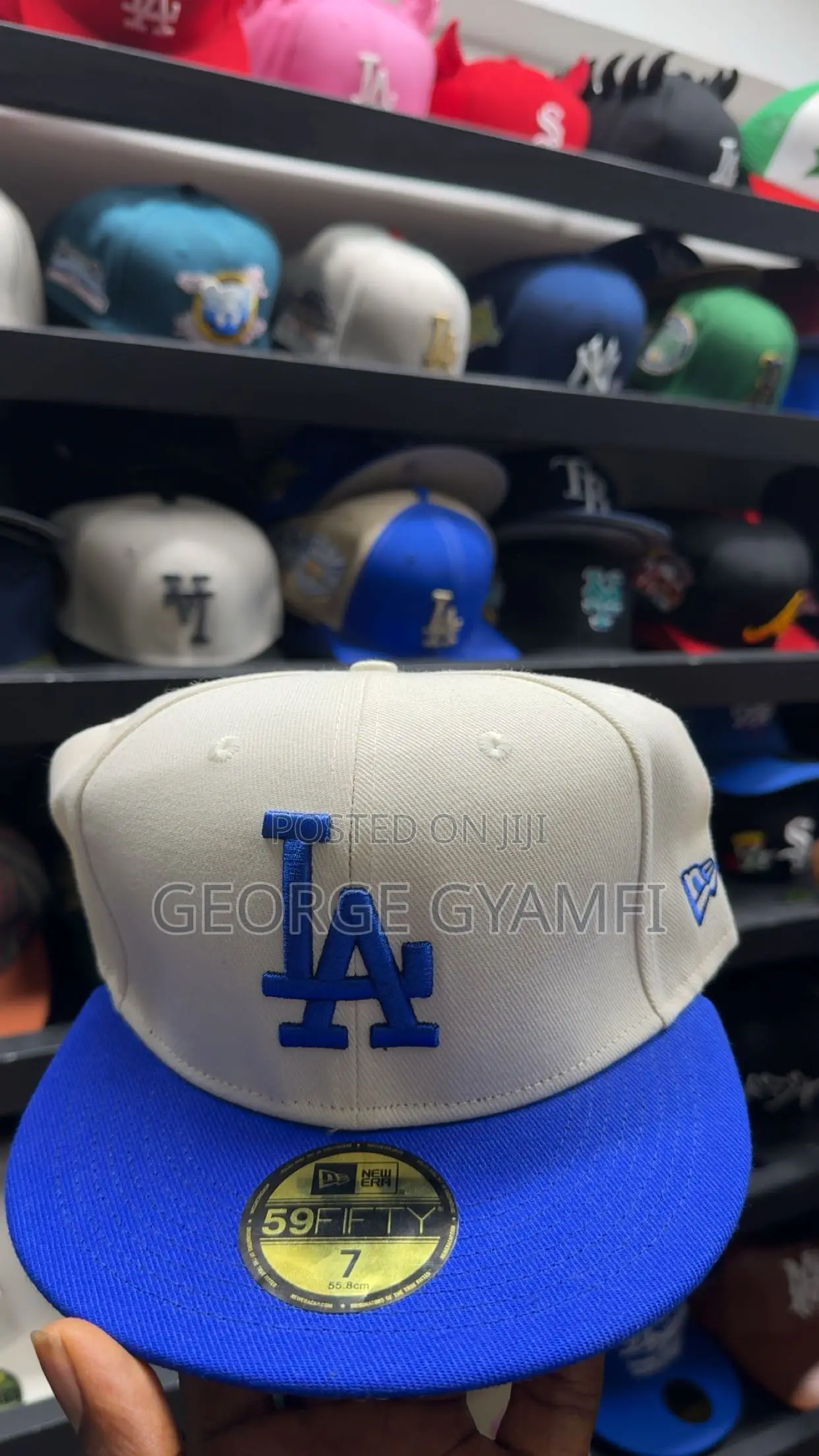 Round Fitted Caps