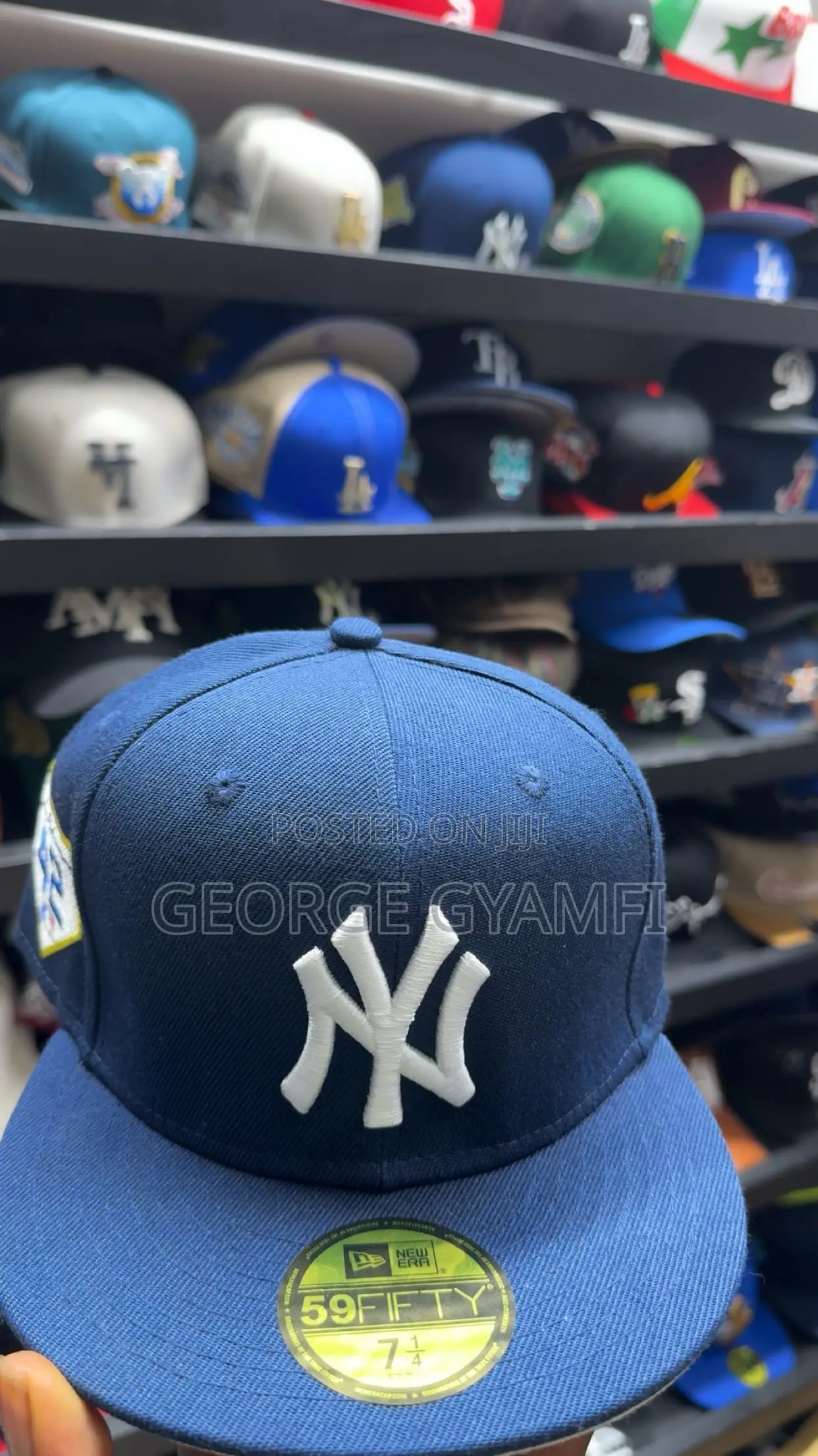 Round Fitted Caps