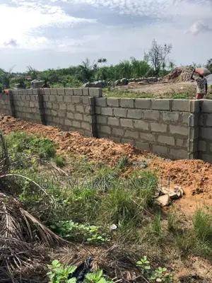 1 Plot of Land for Sale