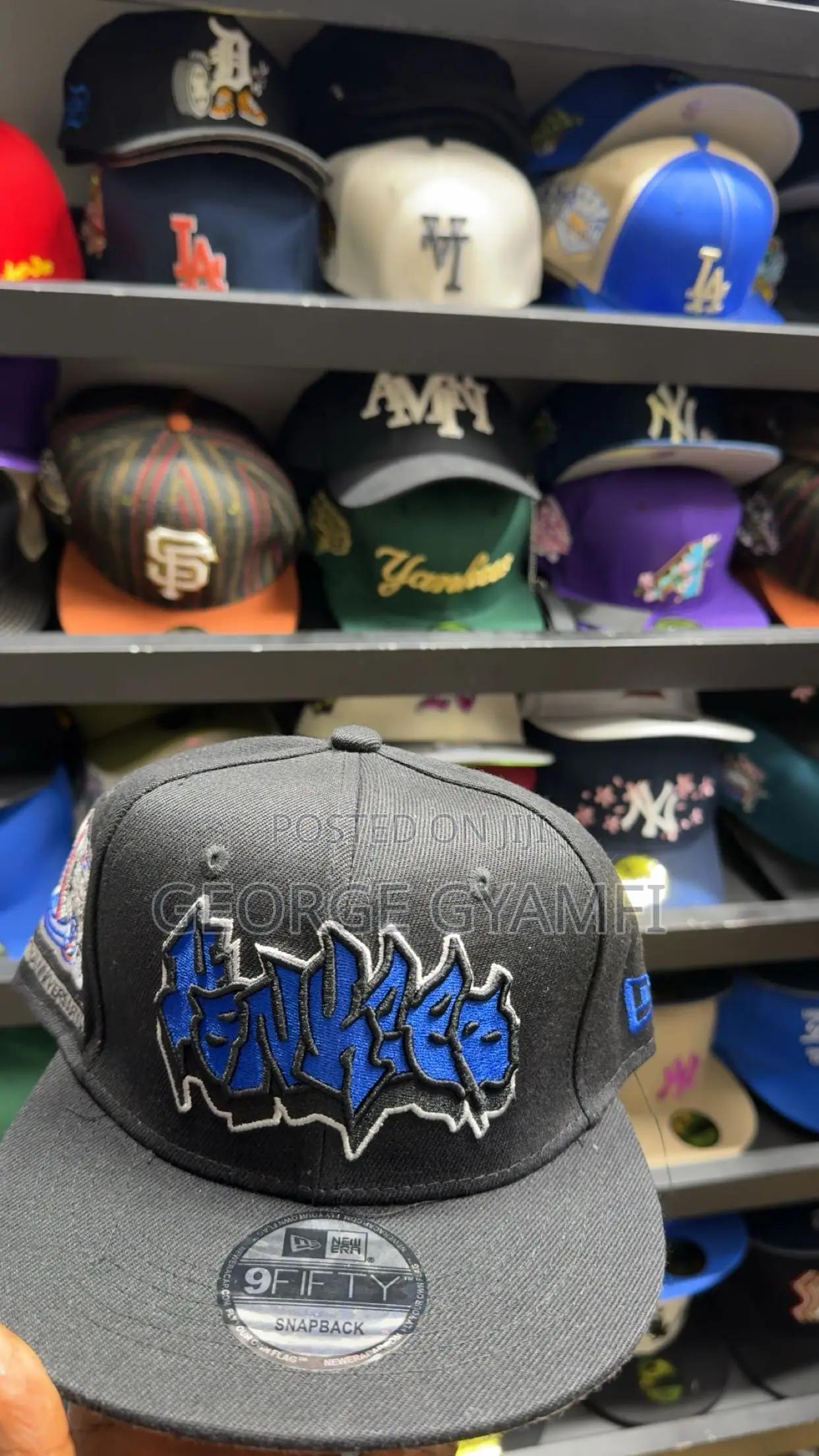 Round Fitted Caps