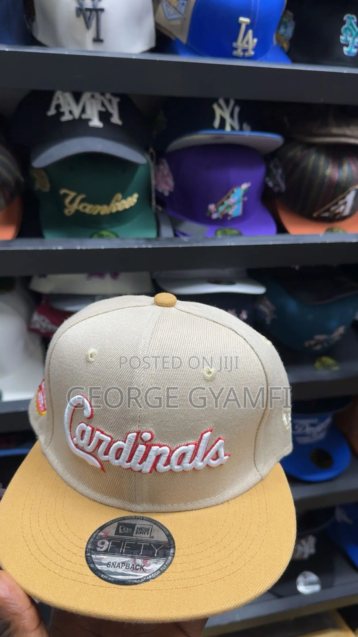 Round Fitted Caps