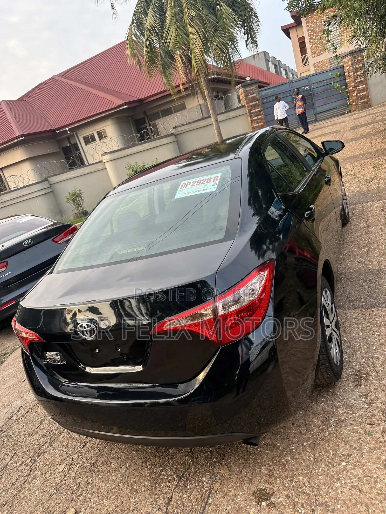 Toyota Corolla LE Eco (1.8L 4cyl 2A) 2019 Black