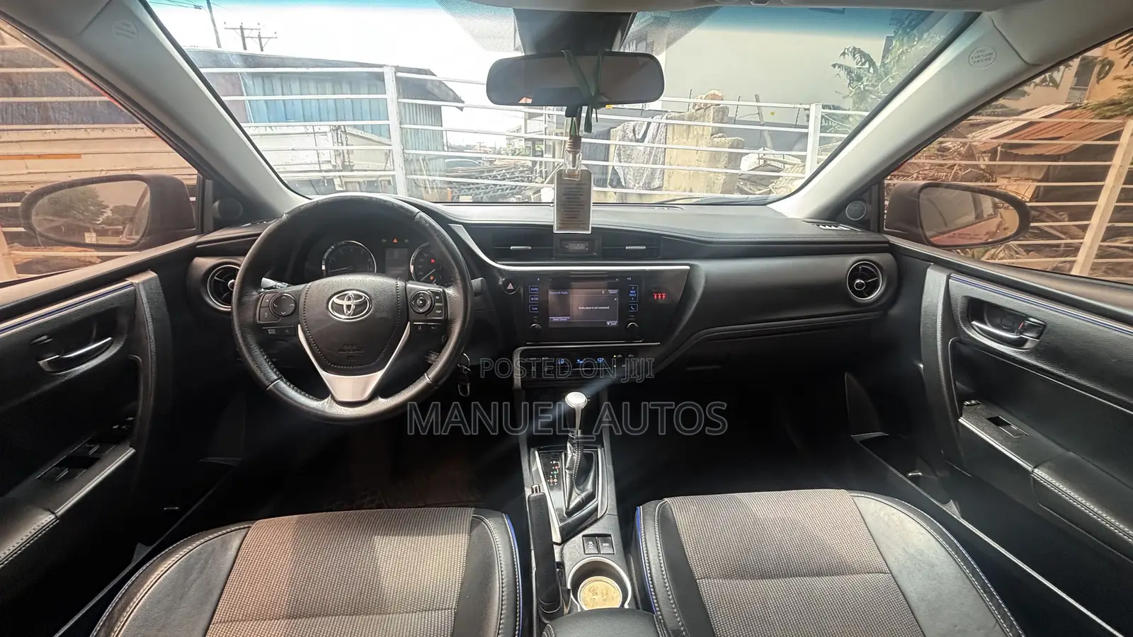 Toyota Corolla SE (1.8L 4cyl 2A) 2018 Red