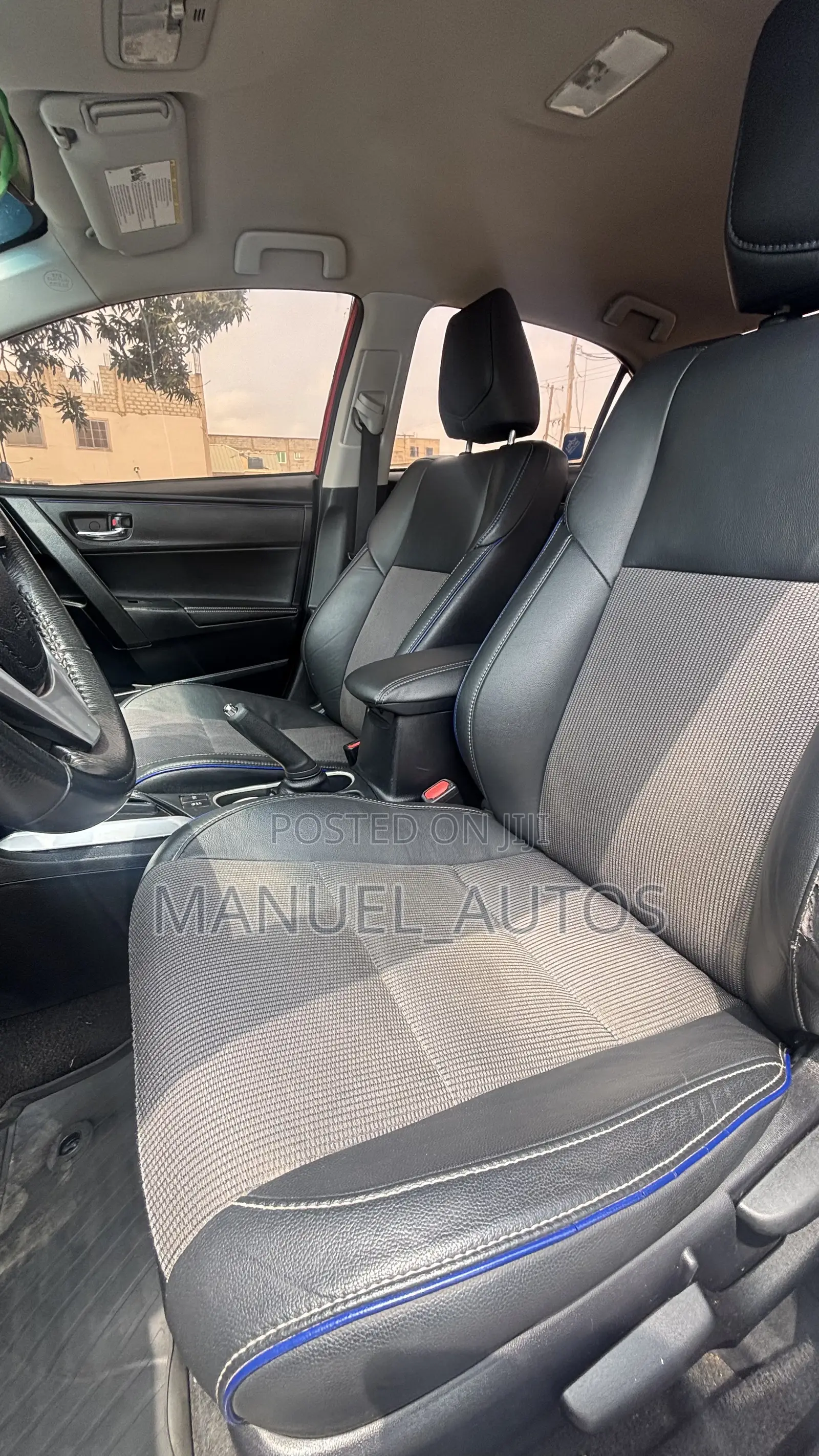 Toyota Corolla SE (1.8L 4cyl 2A) 2018 Red