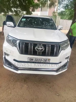 Toyota Land Cruiser Prado 2013 White
