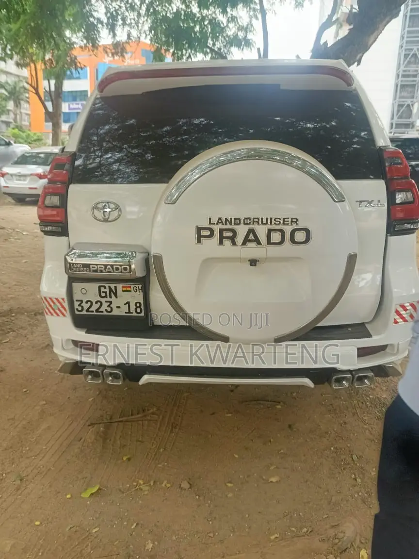 Toyota Land Cruiser Prado 2013 White