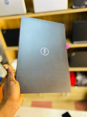 Laptop Dell Latitude 7410 16GB Intel Core i5 SSHD (Hybrid) 512GB