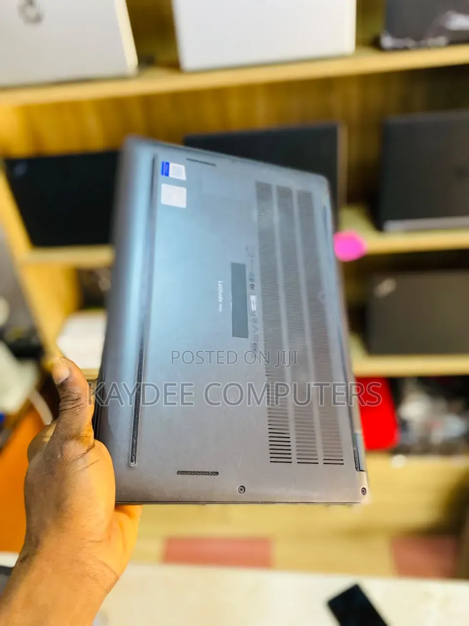 Laptop Dell Latitude 7410 16GB Intel Core i5 SSHD (Hybrid) 512GB