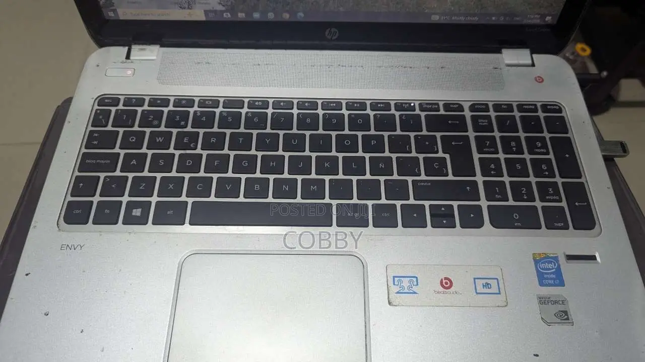 Laptop HP Envy 15 8GB Intel Core i7 HDD 500GB