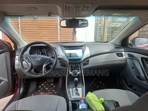 Hyundai Elantra 2013 Red
