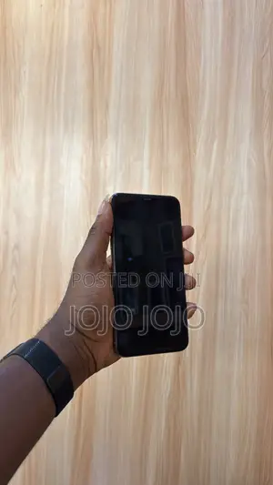 Apple iPhone 11 Pro Max 64 GB Gold