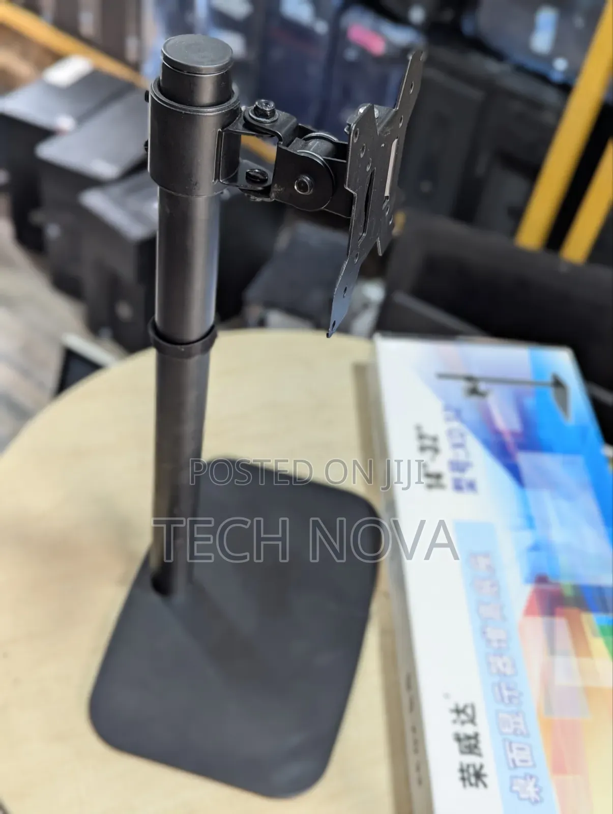 Roeweida Xd32 Monitor Mount Stand 14" to 32"