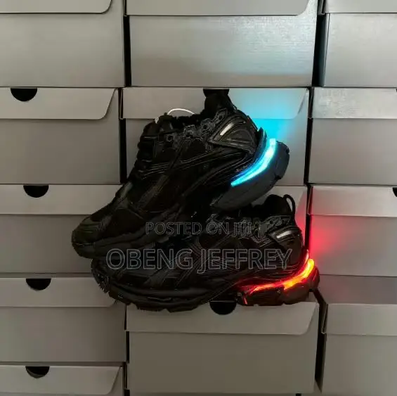 Original Balenciaga Runner LED