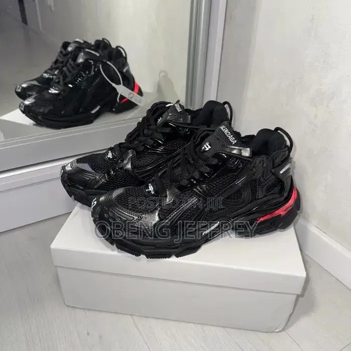 Original Balenciaga Runner LED