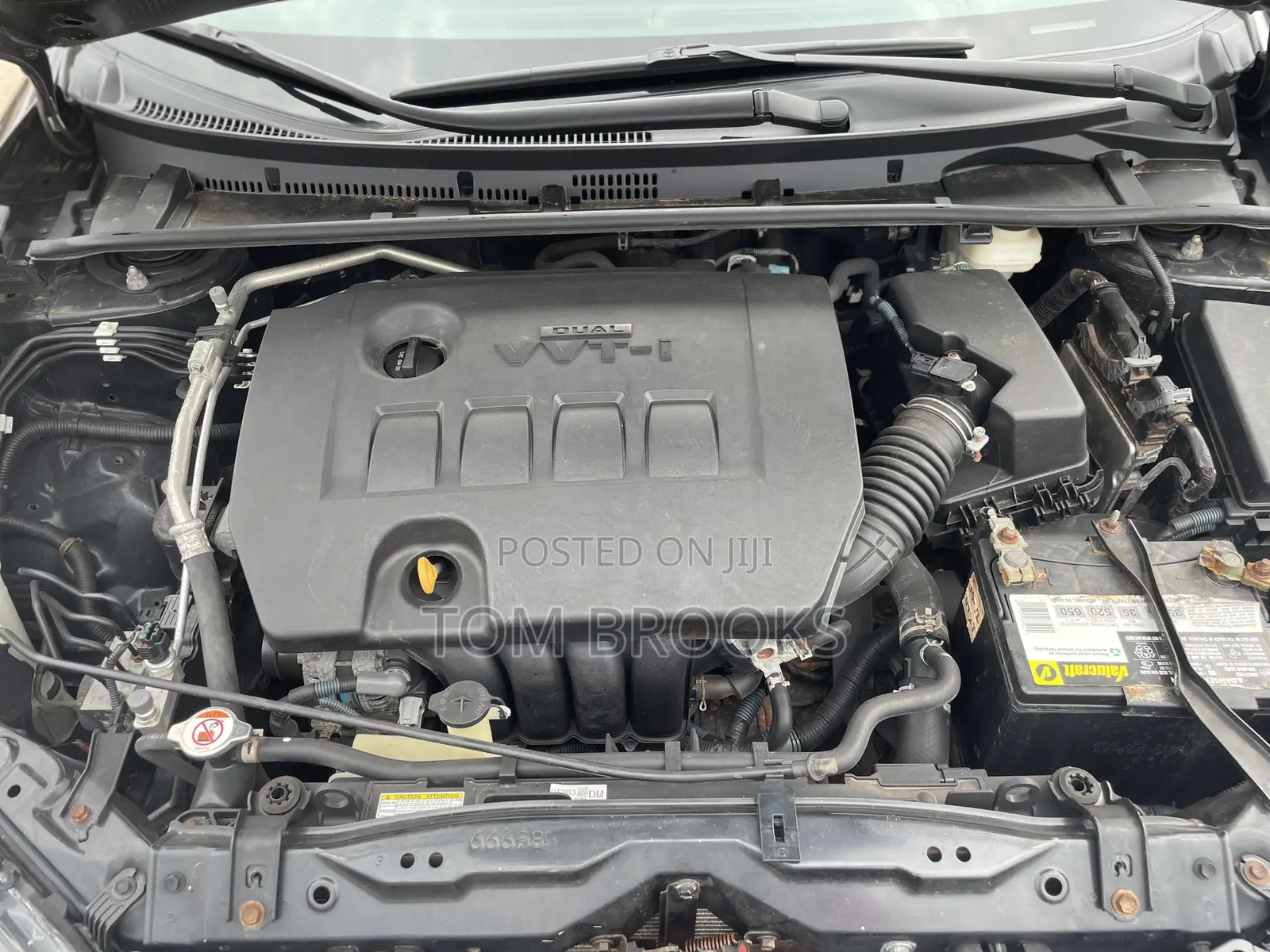Toyota Corolla SE (1.8L 4cyl 2A) 2018 Black