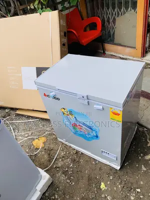 Long Lasting Effects Chest Freezer Single Door 142L Chigo