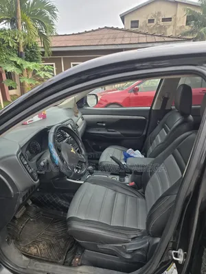 Mitsubishi Outlander 2017 Black