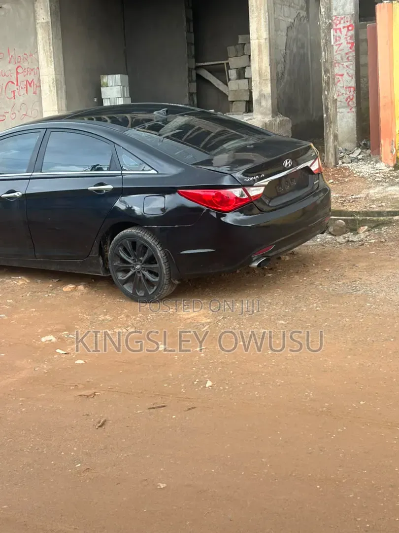 Hyundai Sonata Limited 2.0T Sedan (2.0L 4cyl 6A) 2012 Black