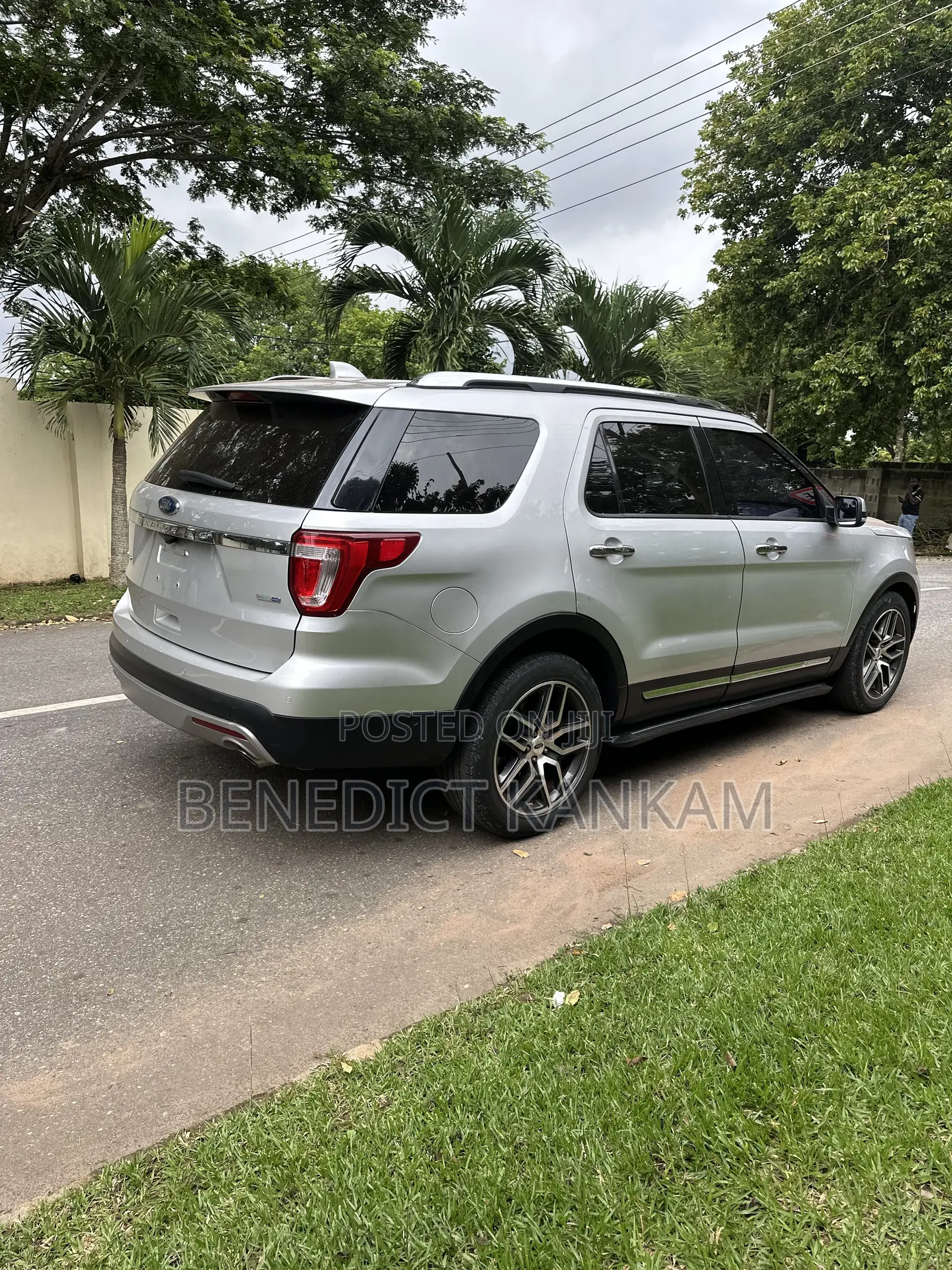 Ford Explorer Limited 4dr SUV (3.5L 6cyl 6A) 2016 Silver
