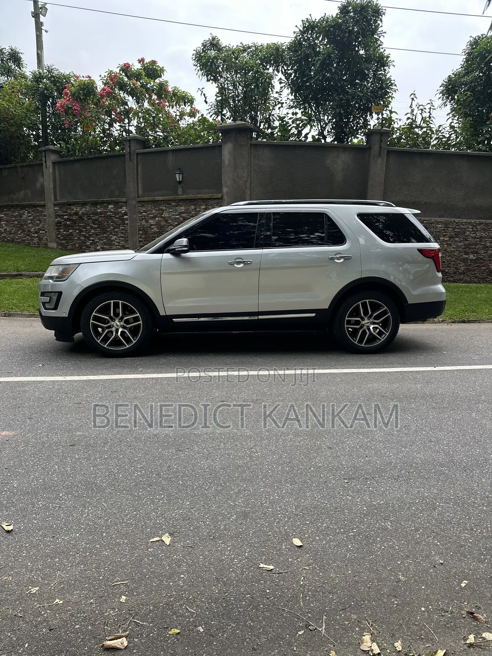 Ford Explorer Limited 4dr SUV (3.5L 6cyl 6A) 2016 Silver