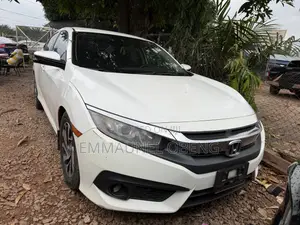 Honda Civic 2019 White