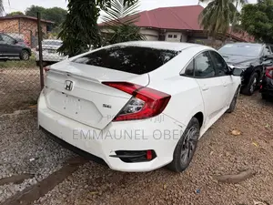 Honda Civic 2019 White