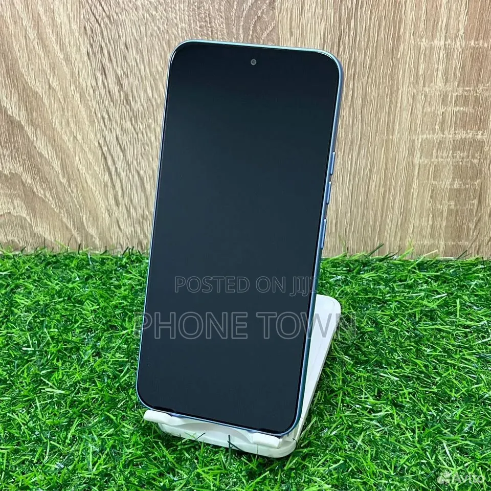 New Tecno Spark 40 Pro 256 GB Blue