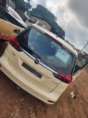 Opel Zafira 2015 Beige