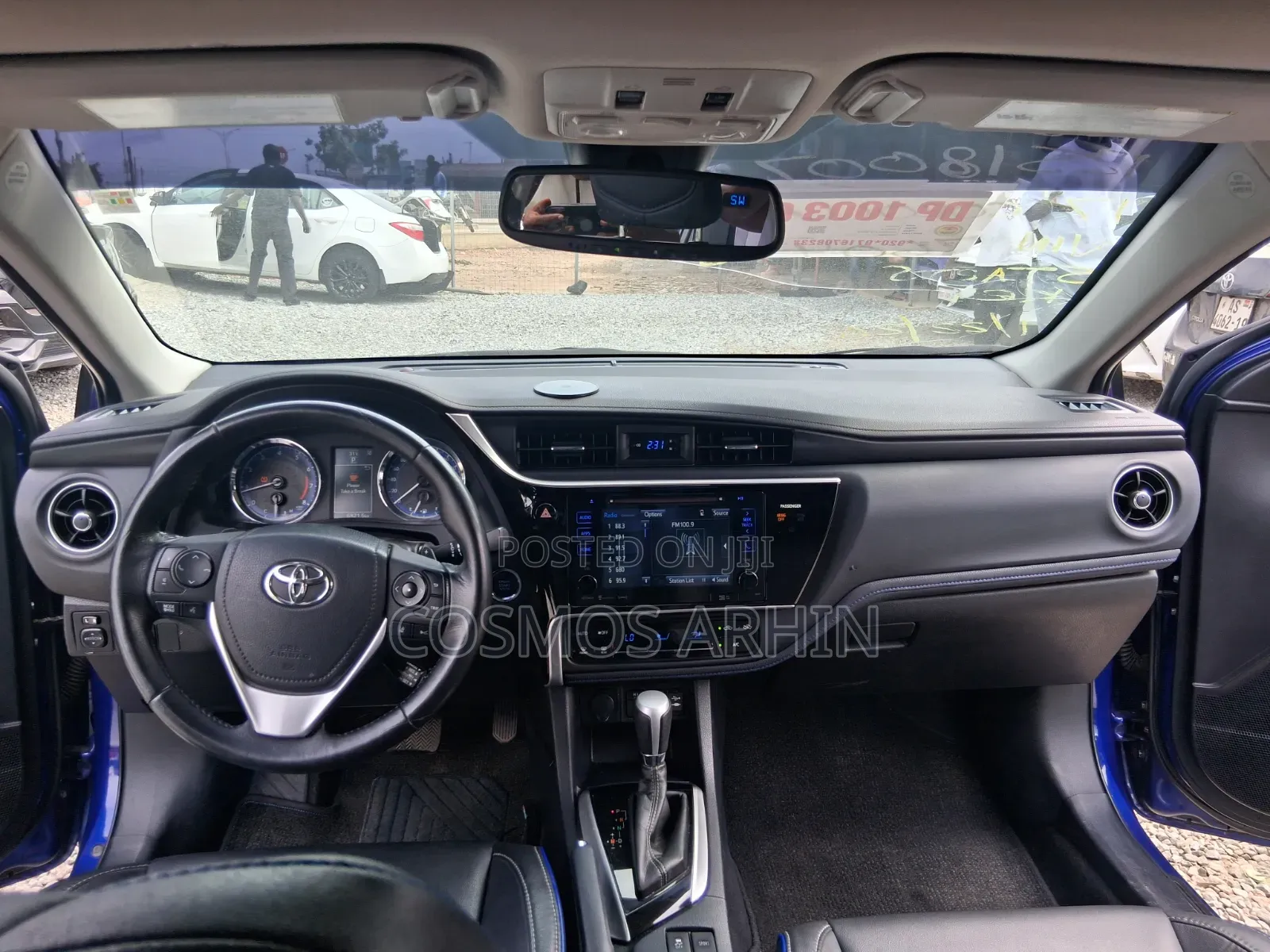 Toyota Corolla 2018 Blue