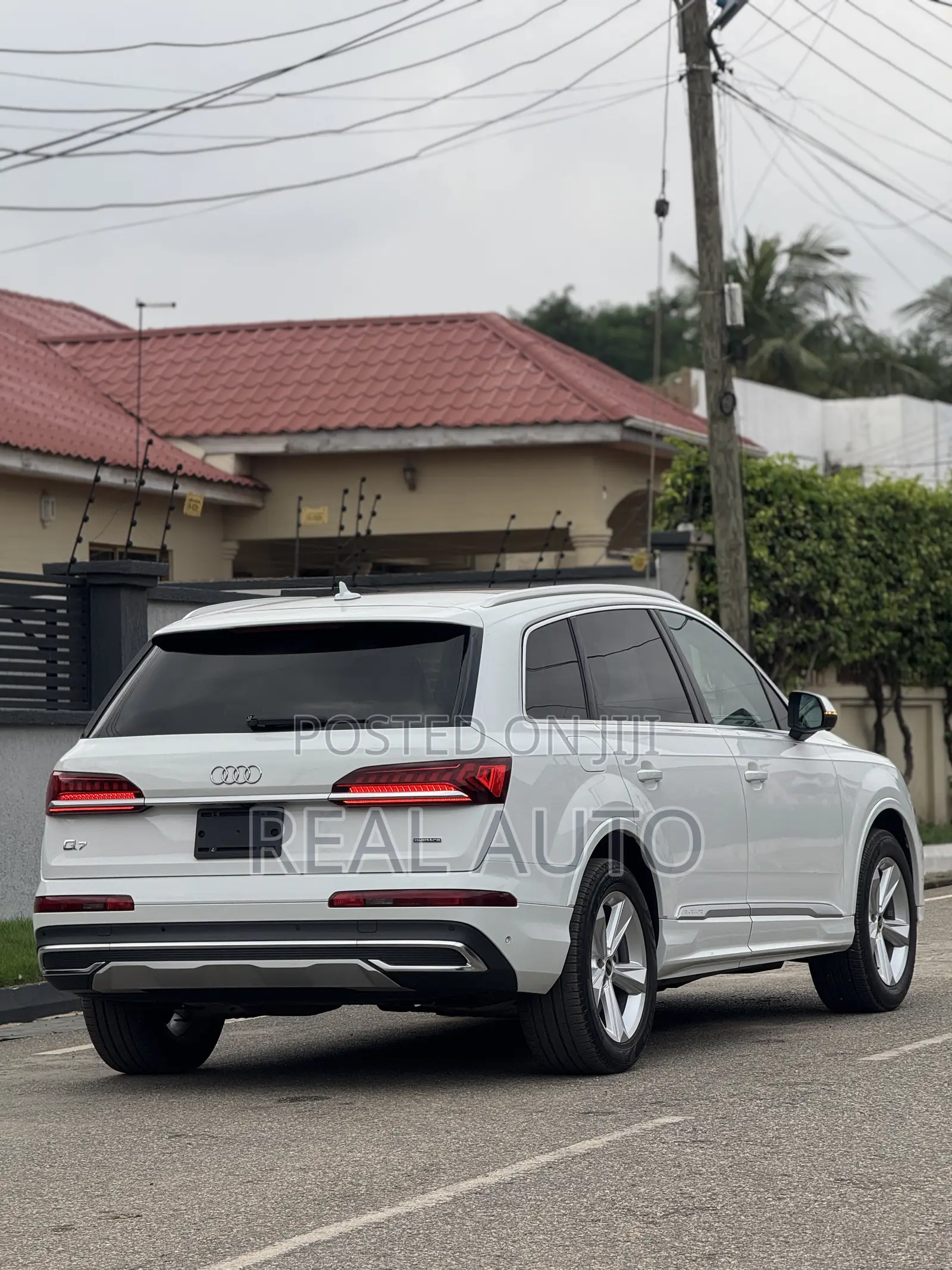 Audi Q7 Premium Plus 2024 White